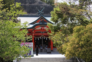 写真2：淡嶋神社