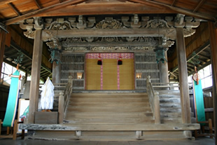 写真3：加太春日神社