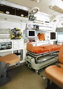 高規格救急自動車の車内の写真