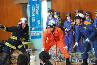 写真：みんなの消防コンサート（楠見小学校2）