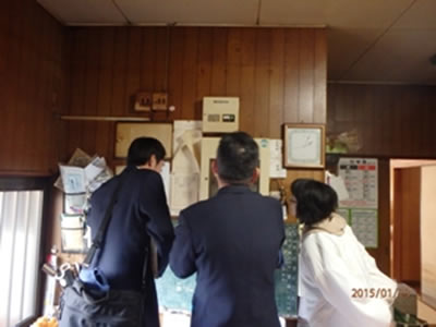 写真：予防・警防職員による査察風景