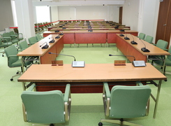 写真：委員会室