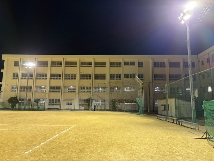 紀之川中学校夜間照明設備改修工事-2