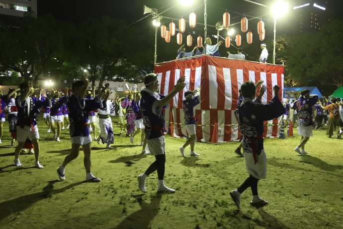 輪踊り