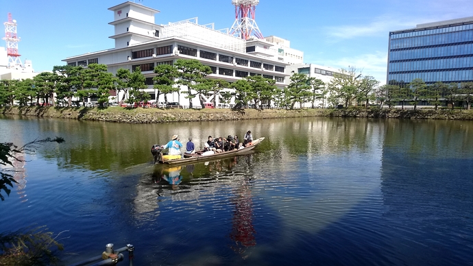 お堀クルーズ