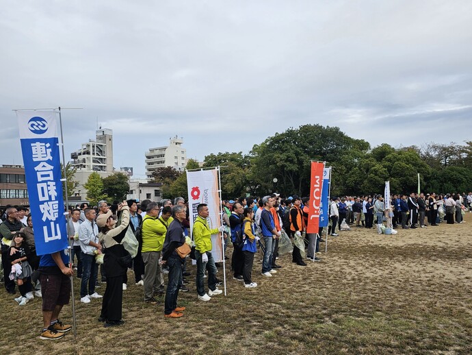 令和7年度「おもてなし大清掃」の様子（2）