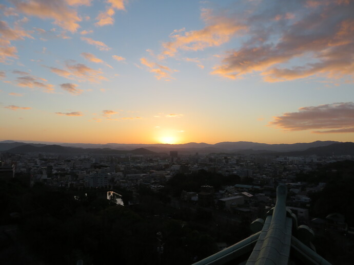 天守閣から見た初日の出