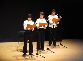 読み語りの様子1