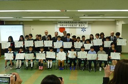 市の美術振興に貢献