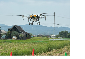 農業用ドローンによる防除
